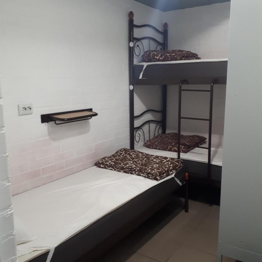 The Hostel Жд Вокзал Центр Kiev Extérieur photo